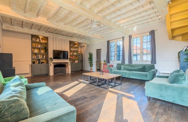 15 Min to Lille - Beautiful 14p House, 5 Bedrooms