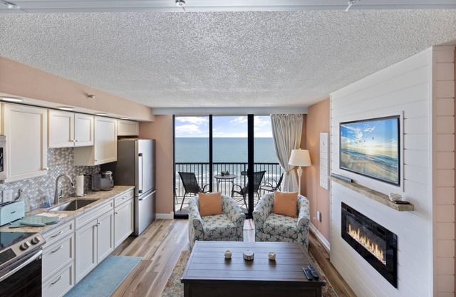 *15% Off New Bookings for Stays through 2025*