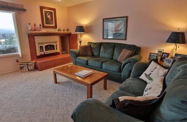 1500 Sq Ft Spacious Condo at Trout Creek - #70 - 2 Bdrm 2 Bath Plus.