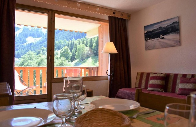150m from ski slopes, 2nd floor, 24m², Méribel