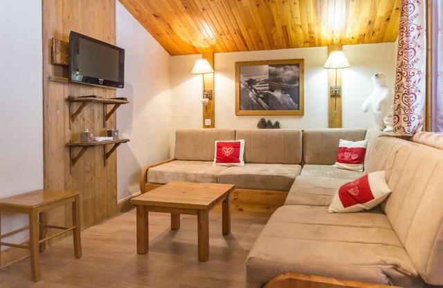150m from ski slopes, 3rd floor, balcony, tv, ski locker, 41m², Montchavin La Plagne