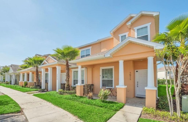 1511RETREAT townhouse