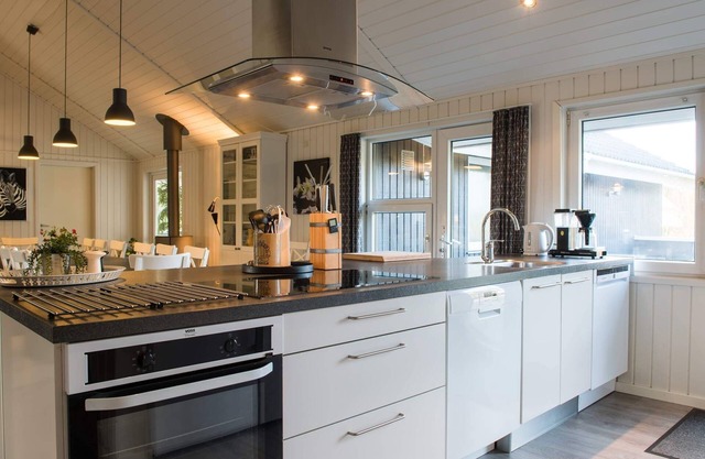 16 person holiday home in Fanø