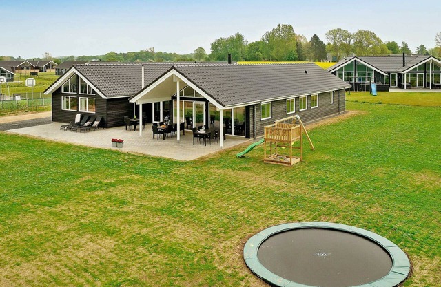 18 person holiday home in Bogense