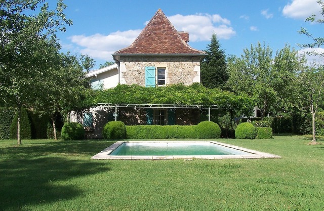 18th C House, Own Pool, Mountain, River Views, peaceful and private.