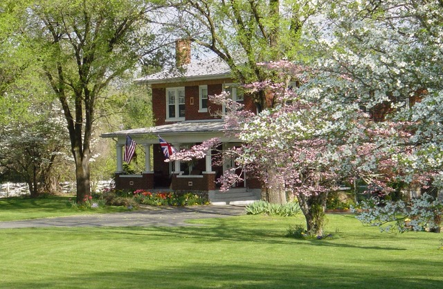 1926 Guest House. 1/2 mile to Virginia Horse Ctr. 2 miles to VMI, W&L, Lex!