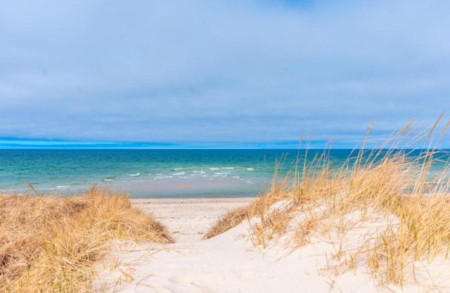 195 M North Shore Boulevard East Sandwich Cape Cod - Beachland M