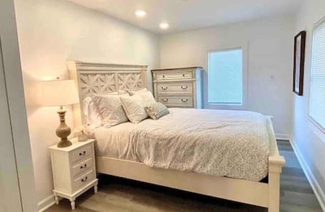 1954 upper unit · Warm & Welcoming 5-bedroom Home, South Burlington