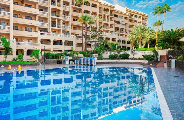1BDR Stylish & Great View - Los Cristianos