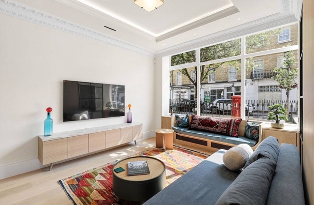 1Bed Ground Floor Flat in London