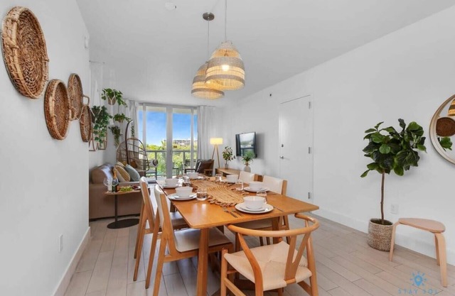 1BR Apartment with Balcony, Gym and Pool