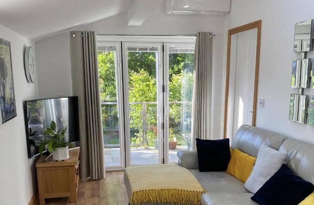 1Br-Balcony-PetFriendly-Garden-Free Parking
