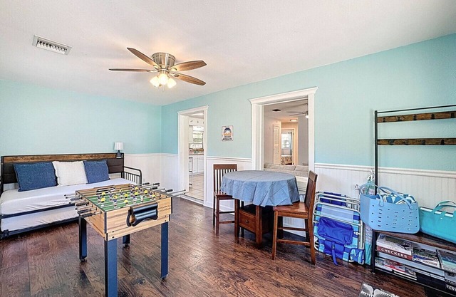 2/1 Home in Beautiful Crystal River