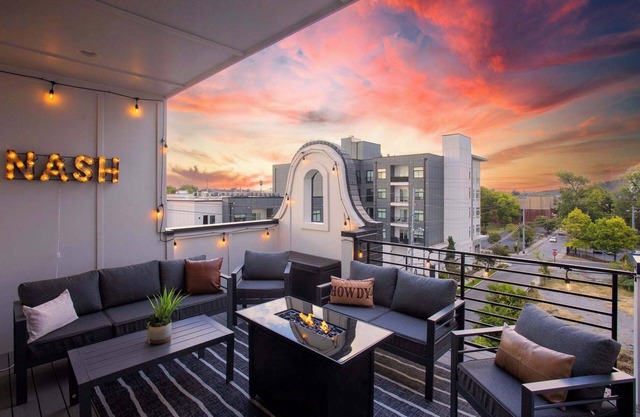 2 Adjacent Luxury Homes|Rooftop Decks + Game Rooms