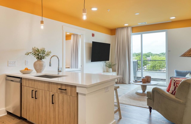2 BDR Suite at The Gilmore Hotel by AvantStay