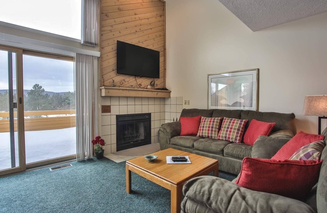 2 Bdrm Loft, 2 Bath Condo #48 at Trout Creek. Sleeps 8.
