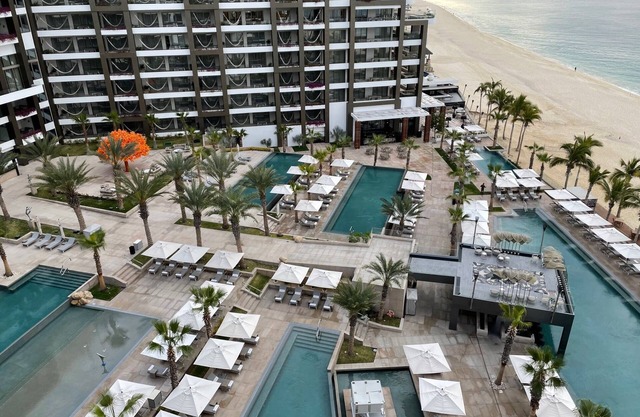 2 bdrms & THREE baths in FIVE-DIAMOND Resort! Luxury awaits you!