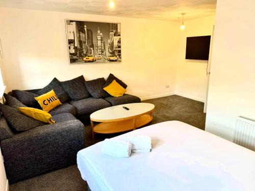2-Bed City Apartment by Glasgow Green