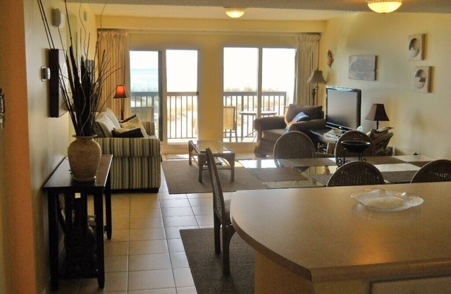 2 Bedroom-1st Floor/Ocean Front- Book for Fall -1st floor-Sale Rates