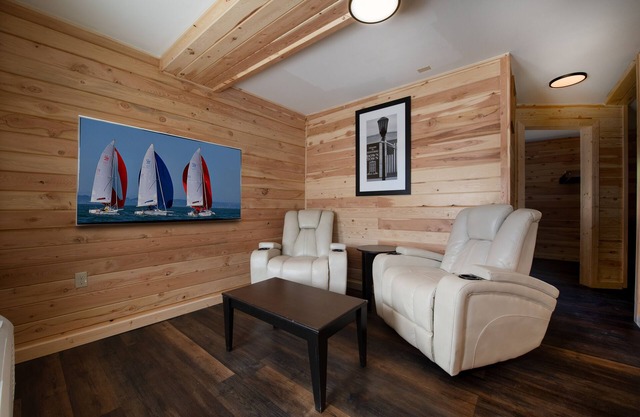 2 Bedroom-2 Doubles/1Double Sleep Number Bed