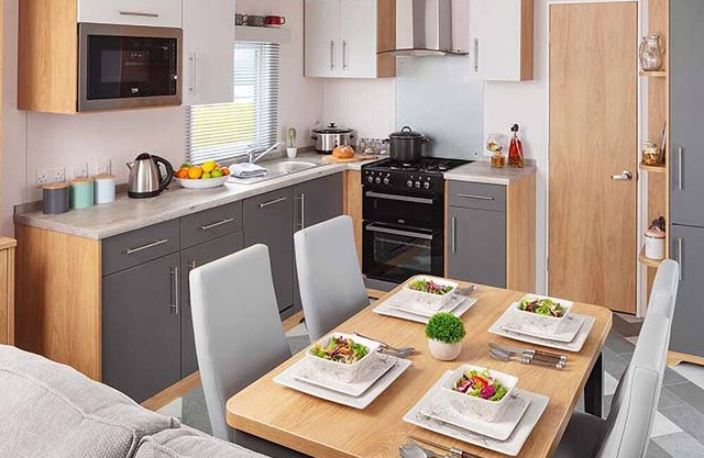 2 bedroom accommodation in Cresswell beach