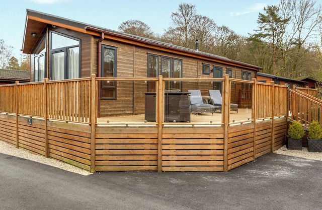 2 bedroom accommodation in Windermere and Troutbeck Bridge
