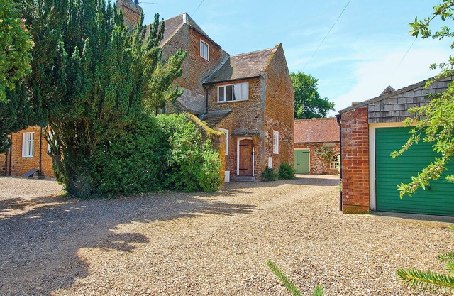 2 bedroom accommodation in Old Hunstanton
