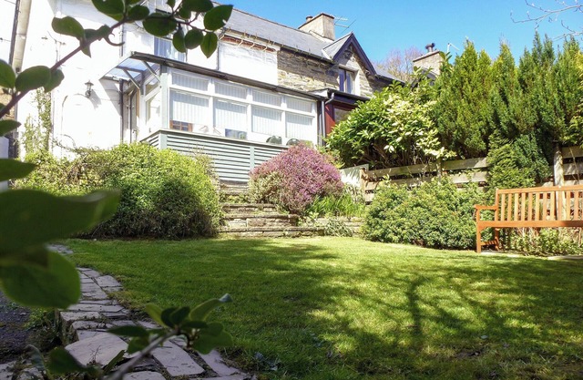2 bedroom accommodation in Dolwyddelan, near Betws-y-Coed