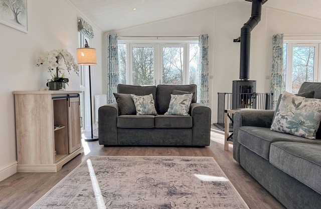 2 bedroom accommodation in Chipping