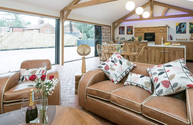 2 bedroom accommodation in Geldeston, near Beccles