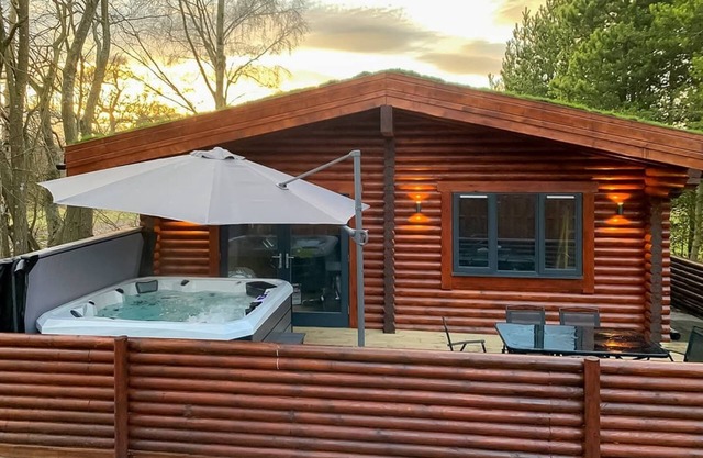 2 bedroom accommodation in Cargill