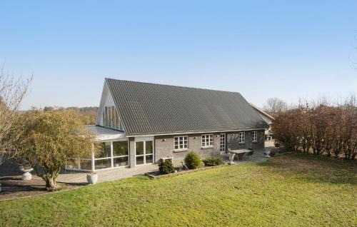 2 Bedroom Amazing Home In Grindsted