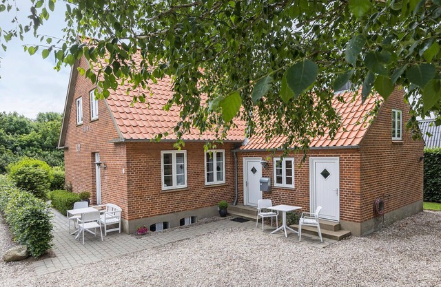 2 bedroom amazing home in Ribe