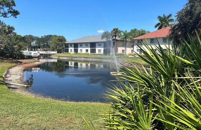 2 Bedroom Apartment in Bradenton