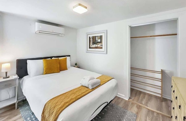 2-Bedroom Apartment Near Golf Course!