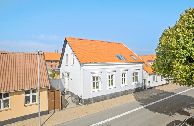 2 bedroom awesome apartment in Rønne