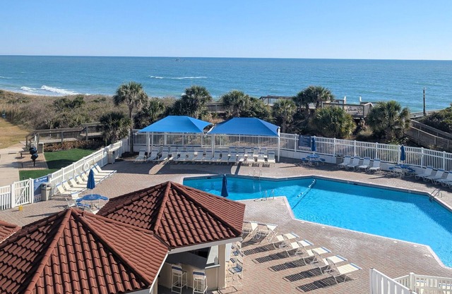 2-bedroom condo on North Topsail Beach with amazing views of the Atlantic Ocean