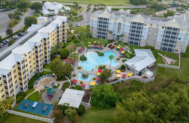 2 Bedroom Condo, Sleeps 8, at Marriott Legends Edge Bay Resort!