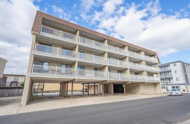 2 Bedroom Condo Across the Street from the Beach!