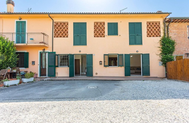 2 bedroom cozy home in Altopascio