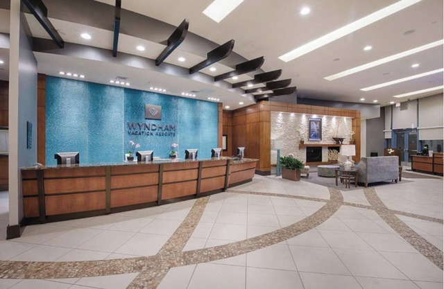 2-Bedroom Deluxe Suite on the National Harbor with WiFi, Indoor Pool, and more