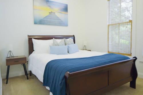2 Bedroom Escape - Downtown