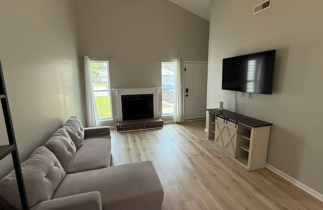 2 Bedroom Hideaway in Jacksonville