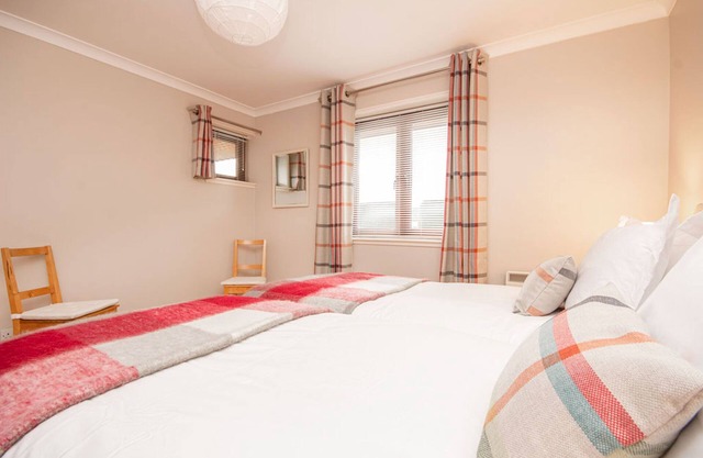 2 Bedroom Holiday Home in Historical Town of Dornoch