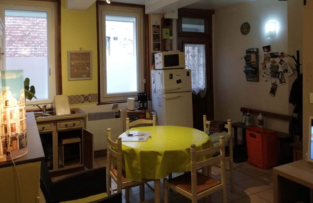2 BEDROOM HOUSE TOWN CENTER