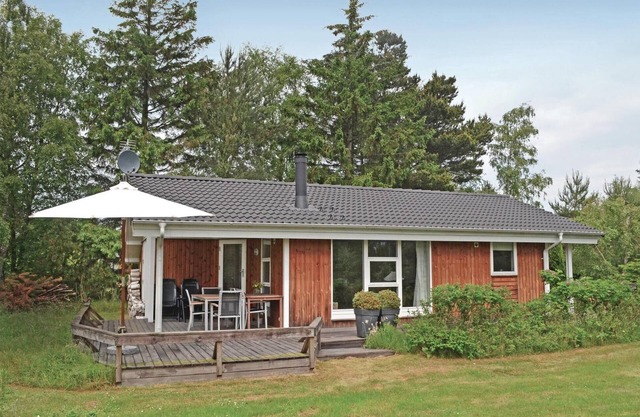 2 bedroom lovely home in Væggerløse