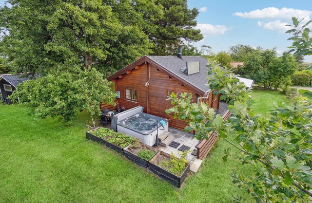 2 bedroom pet friendly home in Hadsund