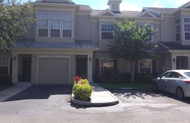 2 Bedroom Townhome 95390 by Houzlet