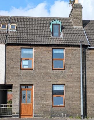 2 Bedroom Townhouse with Seaview on the NC500 Wick