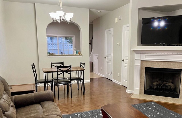 2 beds 3 baths home with fenced yard. Great location!